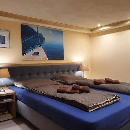 Ferienhaus Arnstadt * 阿恩施塔特